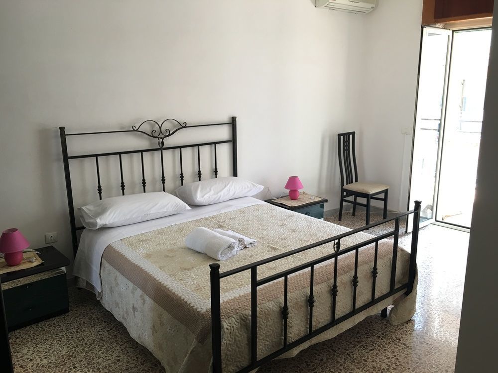 B&B Magna Grecia Crotone Exterior photo